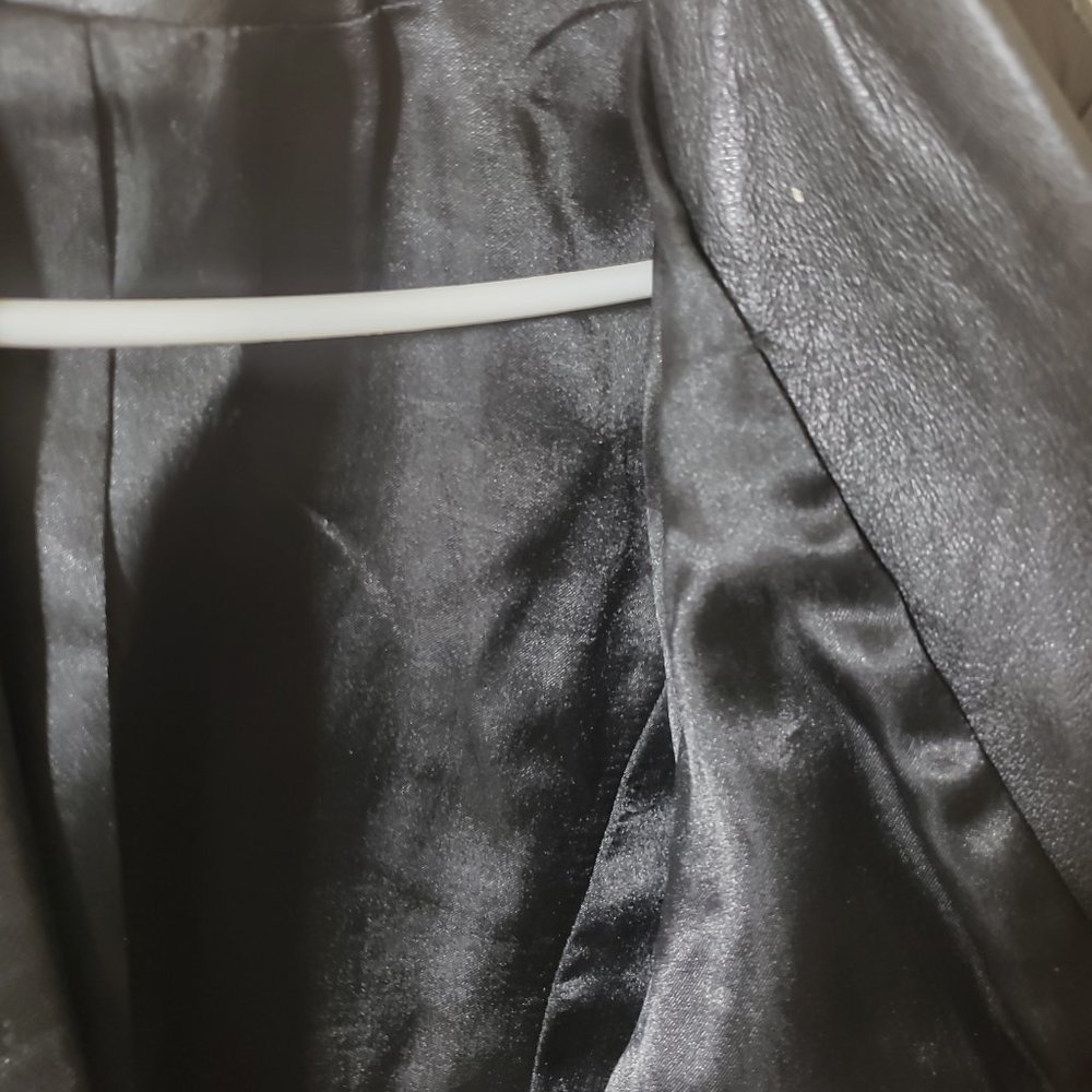 Cach'e leather blazer - Picture 2 of 5